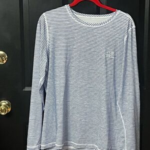 Vineyard Vines Blue and White Striped Shirt